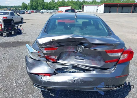 2019 Honda Accord Lx z USA, uszkodzony, nr VIN 1HGCV1F17KA161612